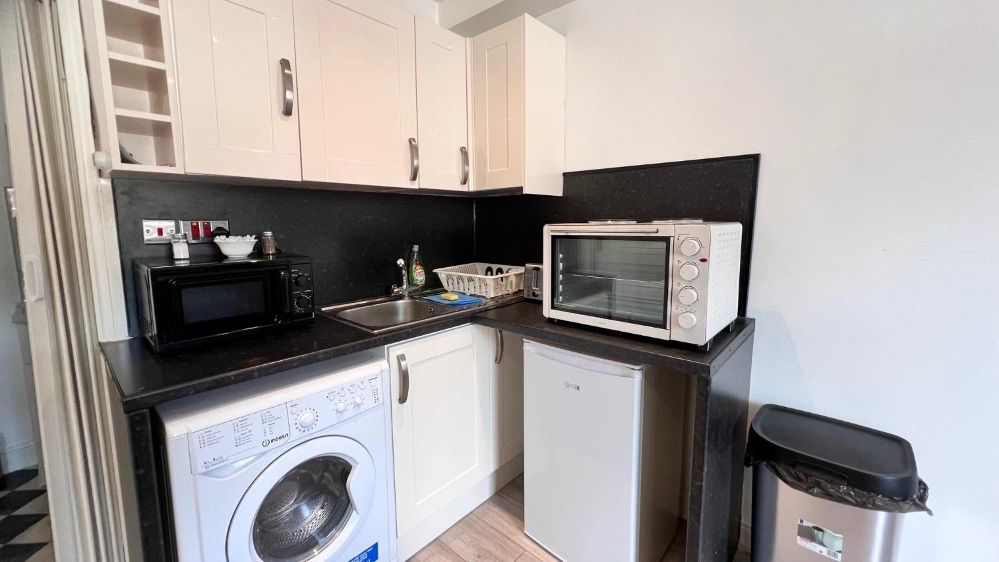 Lovely Studio Apartments On Finchley Road London Exterior photo